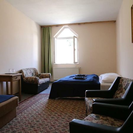 Pm Fogado Bed and Breakfast Nagymaros Buitenkant foto