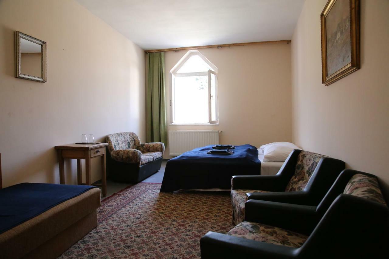Pm Fogado Bed and Breakfast Nagymaros Buitenkant foto